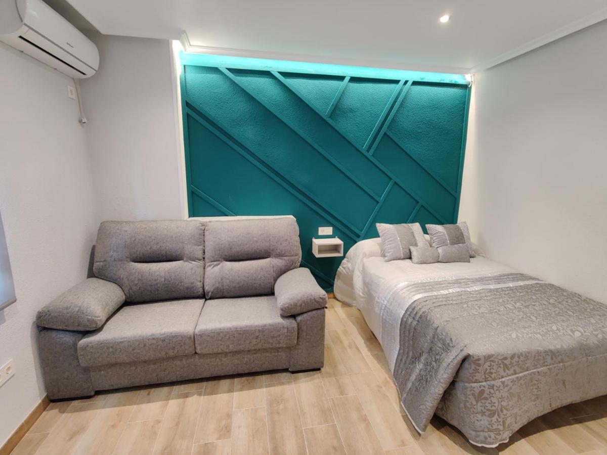 Duerme A Gusto - Tu Habitacion Acogedora En Torredonjimeno Exterior foto